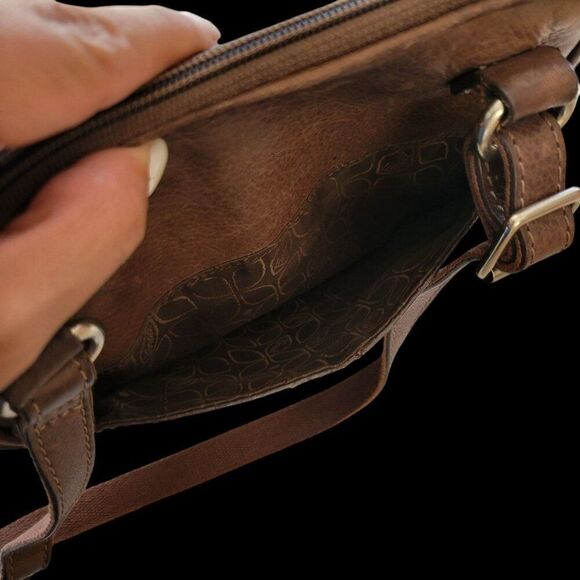 Fossil Vintage Brown Leather Crossbody Bag With Adjustable Strap & Multiple Zipp - Picture 6 of 8